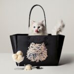 新包 | Kate Spade 上架2020秋冬新包：貓咪刺繡、毛絨材質